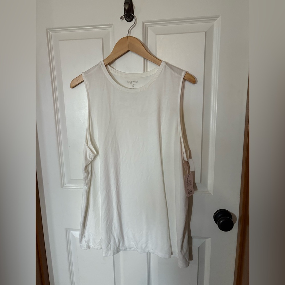 NWT Nine West Soft Spun Tank in White